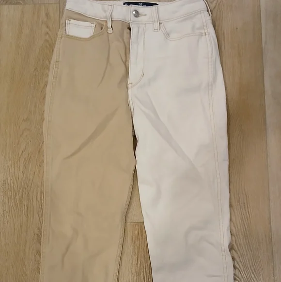 Hollister Mom Jeans Two Tone Ultra High 24x25 - Picture 2 of 4